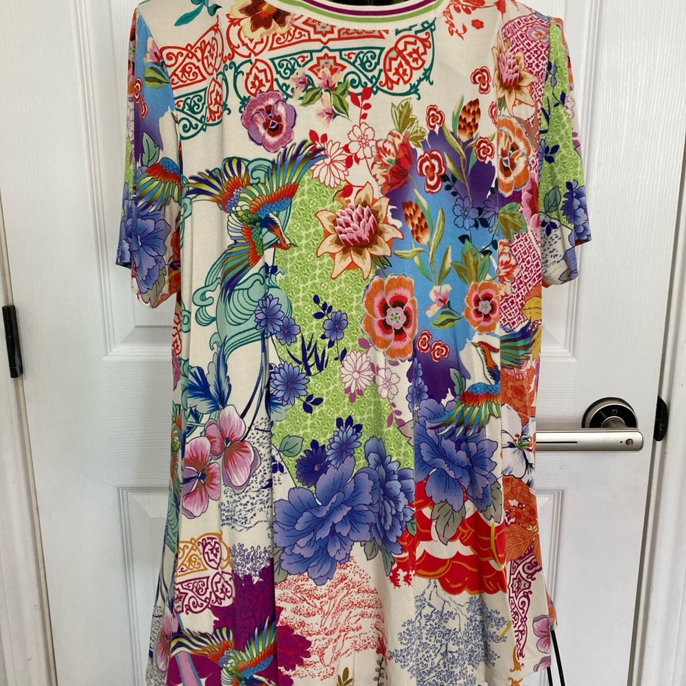 Johnny Was Multicolor Floral Short Sleeve Top